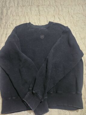 Men's Washed Black Crewneck Sweatshirt with Subtle Chest Emblem